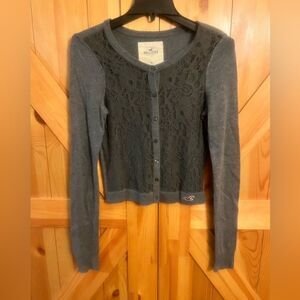 HOLLISTER Button Down Lace Front Long Sleeve Gray Cardigan Sweater Womens Size S